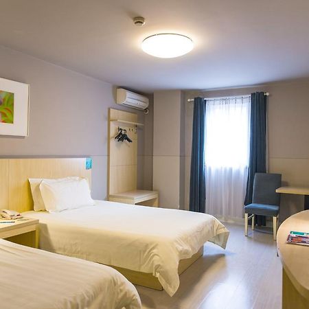 Jingjiang Inn Shanghai Minsheng Road Dış mekan fotoğraf