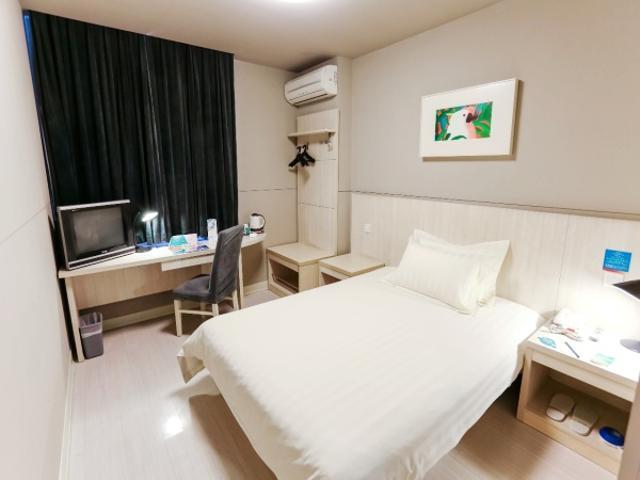 Jingjiang Inn Shanghai Minsheng Road Dış mekan fotoğraf