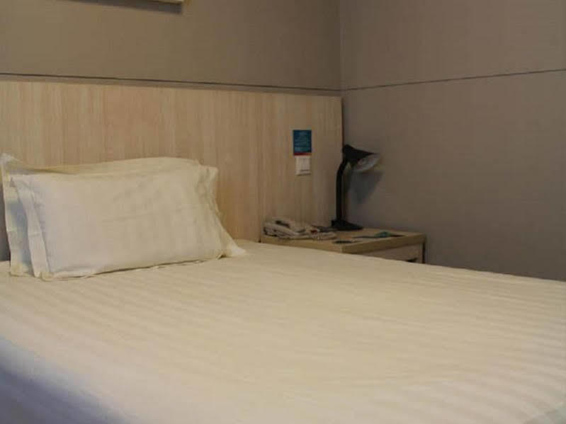 Jingjiang Inn Shanghai Minsheng Road Dış mekan fotoğraf